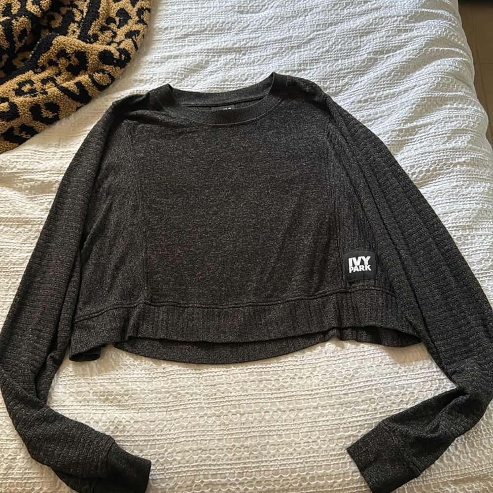 crewneck